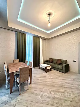 Kirayə verilir 3 otaqlı yeni tikili 150 m²