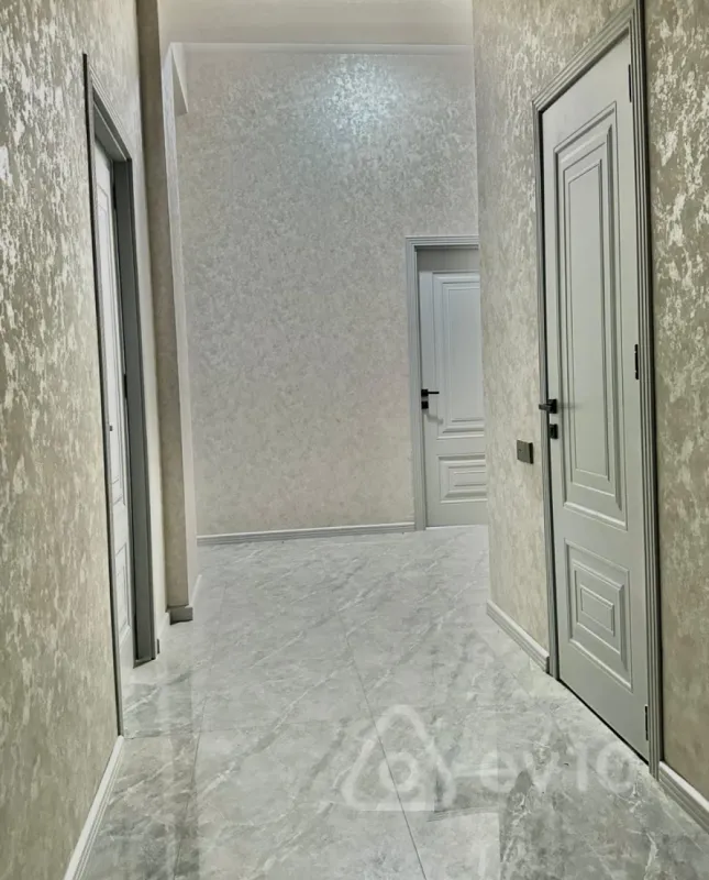 Kirayə verilir 3 otaqlı yeni tikili 150 m²