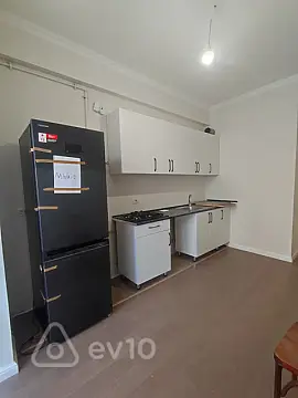 Kirayə verilir 3 otaqlı yeni tikili 100 m²