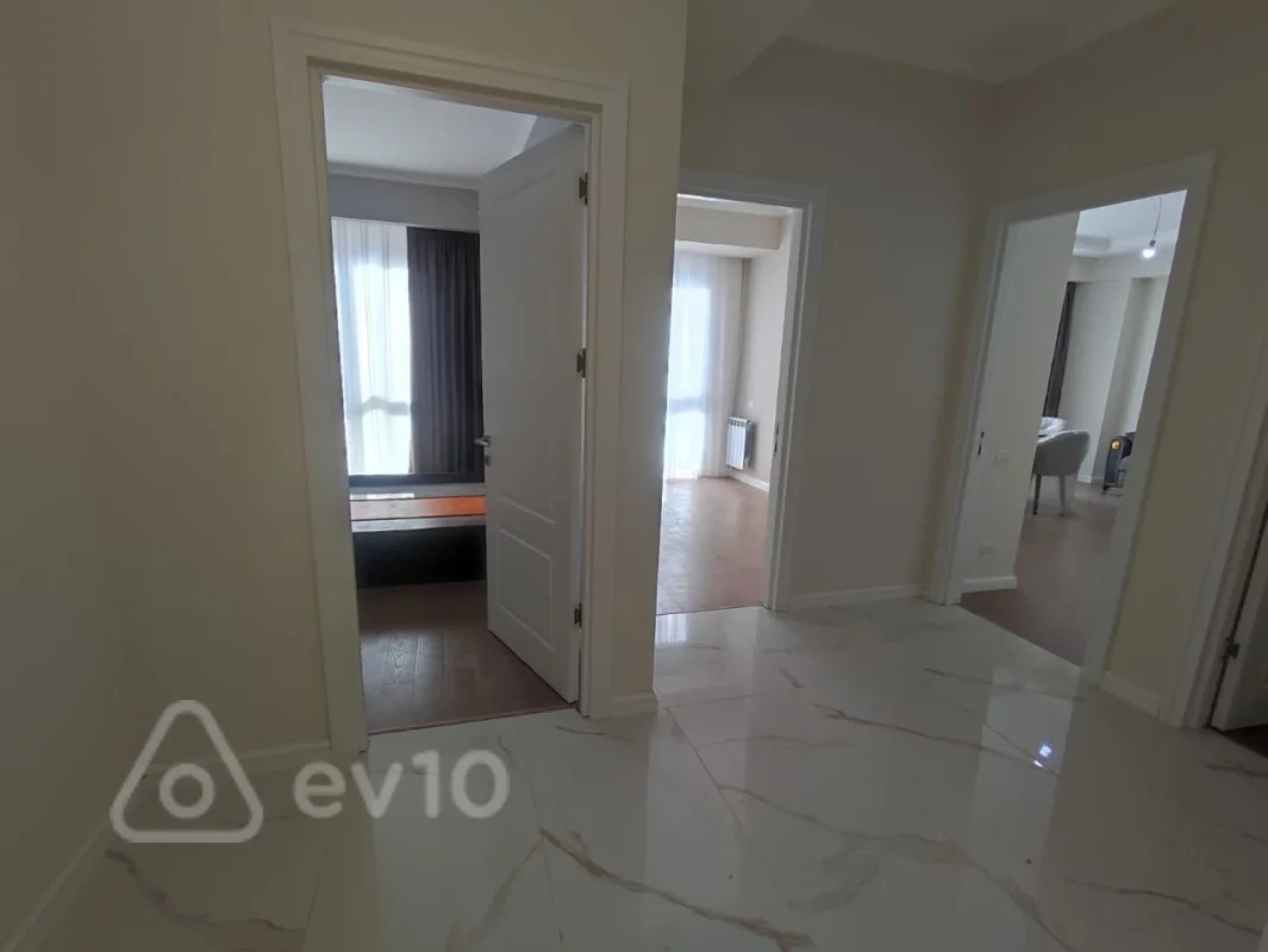 Kirayə verilir 3 otaqlı yeni tikili 100 m²