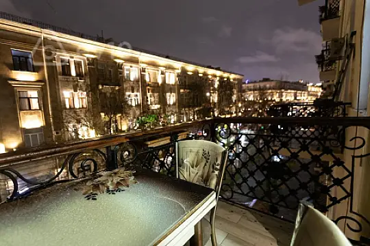 Kirayə verilir 3 otaqlı köhnə tikili 80 m² — Bakı, Nəsimi 3 otaq 80.00 m²