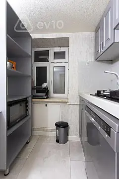Kirayə verilir 3 otaqlı köhnə tikili 80 m²
