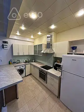 Kirayə verilir 3 otaqlı yeni tikili 115 m²