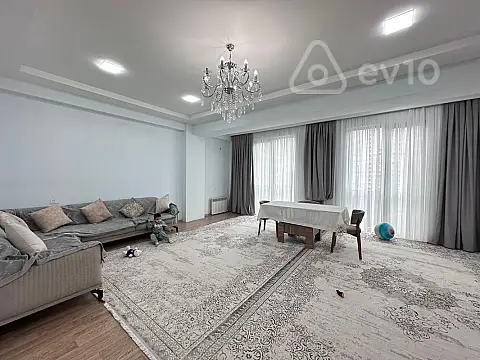 Kirayə verilir 3 otaqlı yeni tikili 165 m²