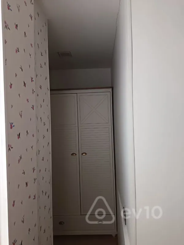 Kirayə verilir 3 otaqlı yeni tikili 95 m²