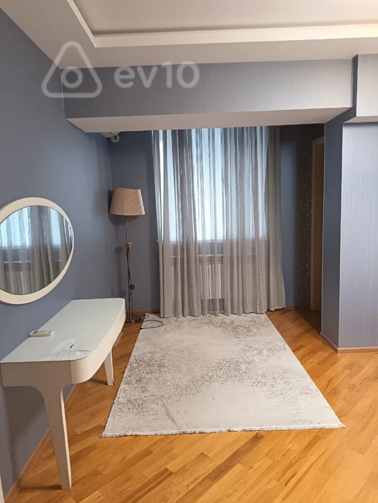 Kirayə verilir 3 otaqlı yeni tikili 95 m²