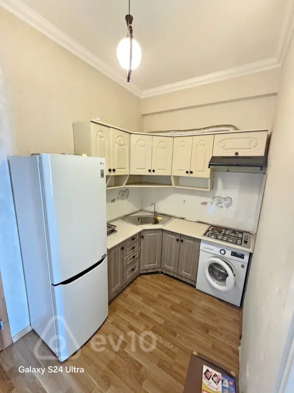 Kirayə verilir 2 otaqlı yeni tikili 58 m²