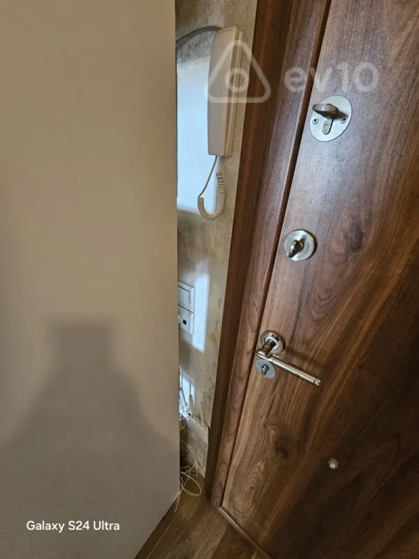 Kirayə verilir 2 otaqlı yeni tikili 58 m²