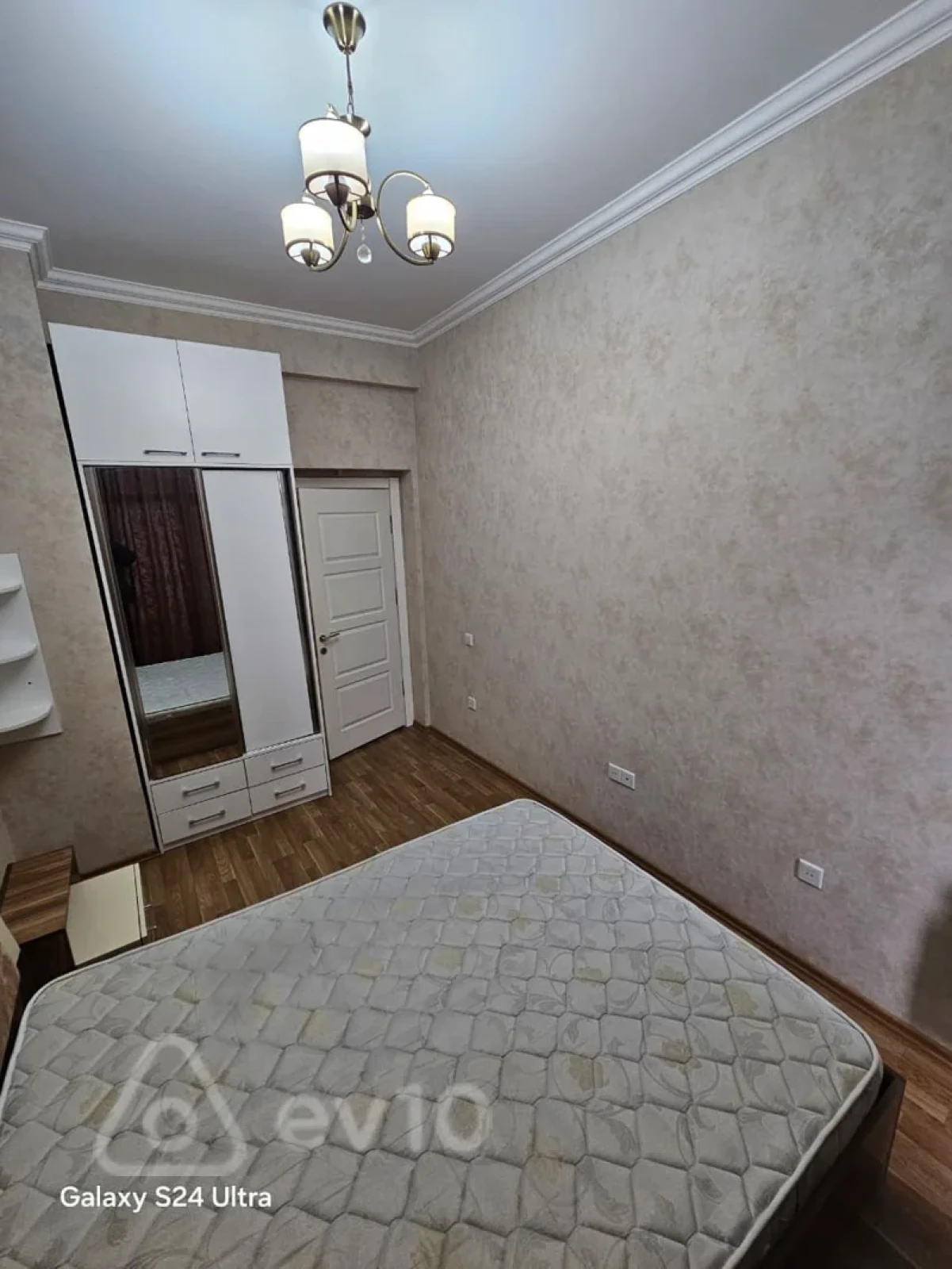 Kirayə verilir 2 otaqlı yeni tikili 58 m²