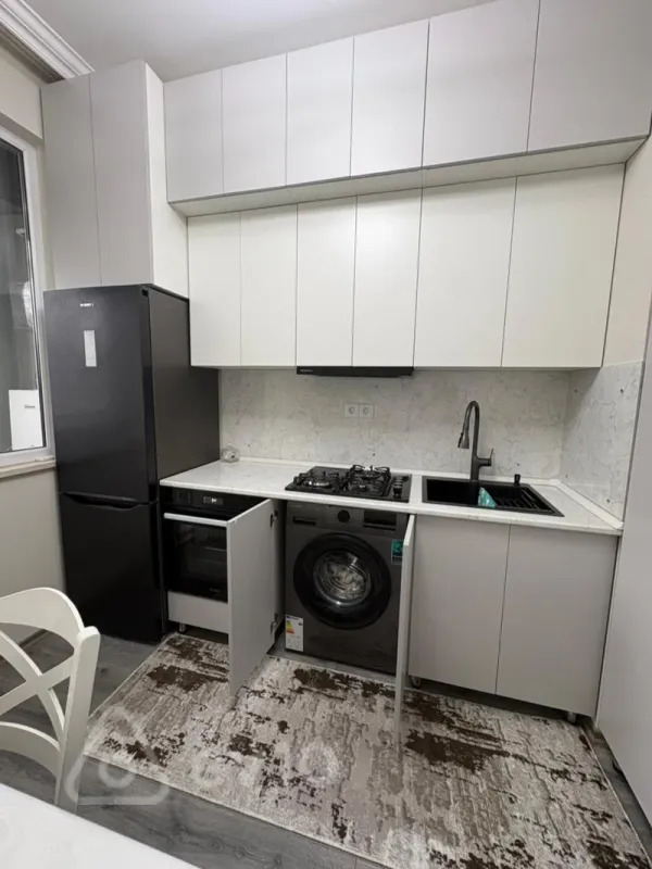 Kirayə verilir 2 otaqlı yeni tikili 62 m²