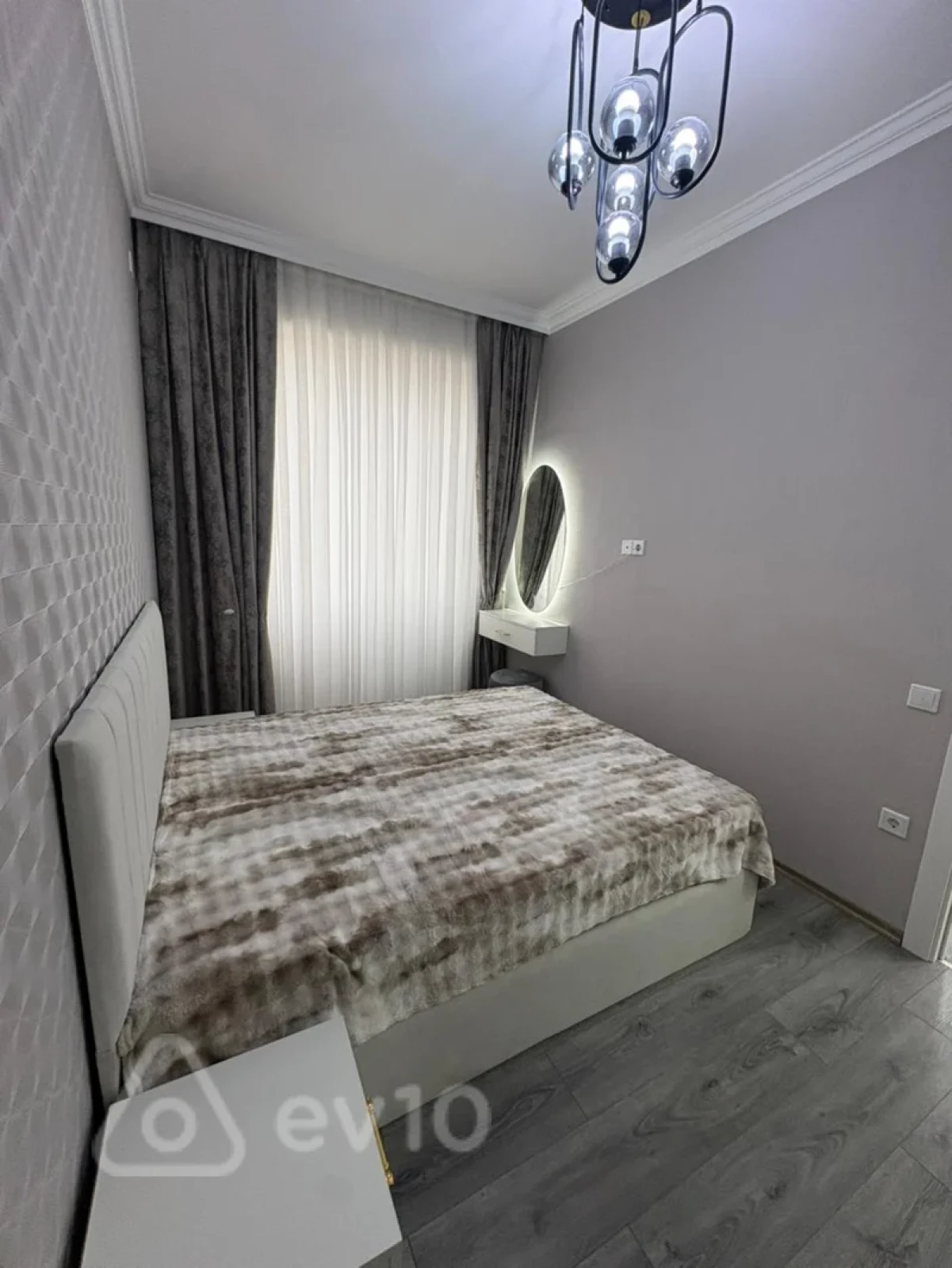 Kirayə verilir 2 otaqlı yeni tikili 62 m²