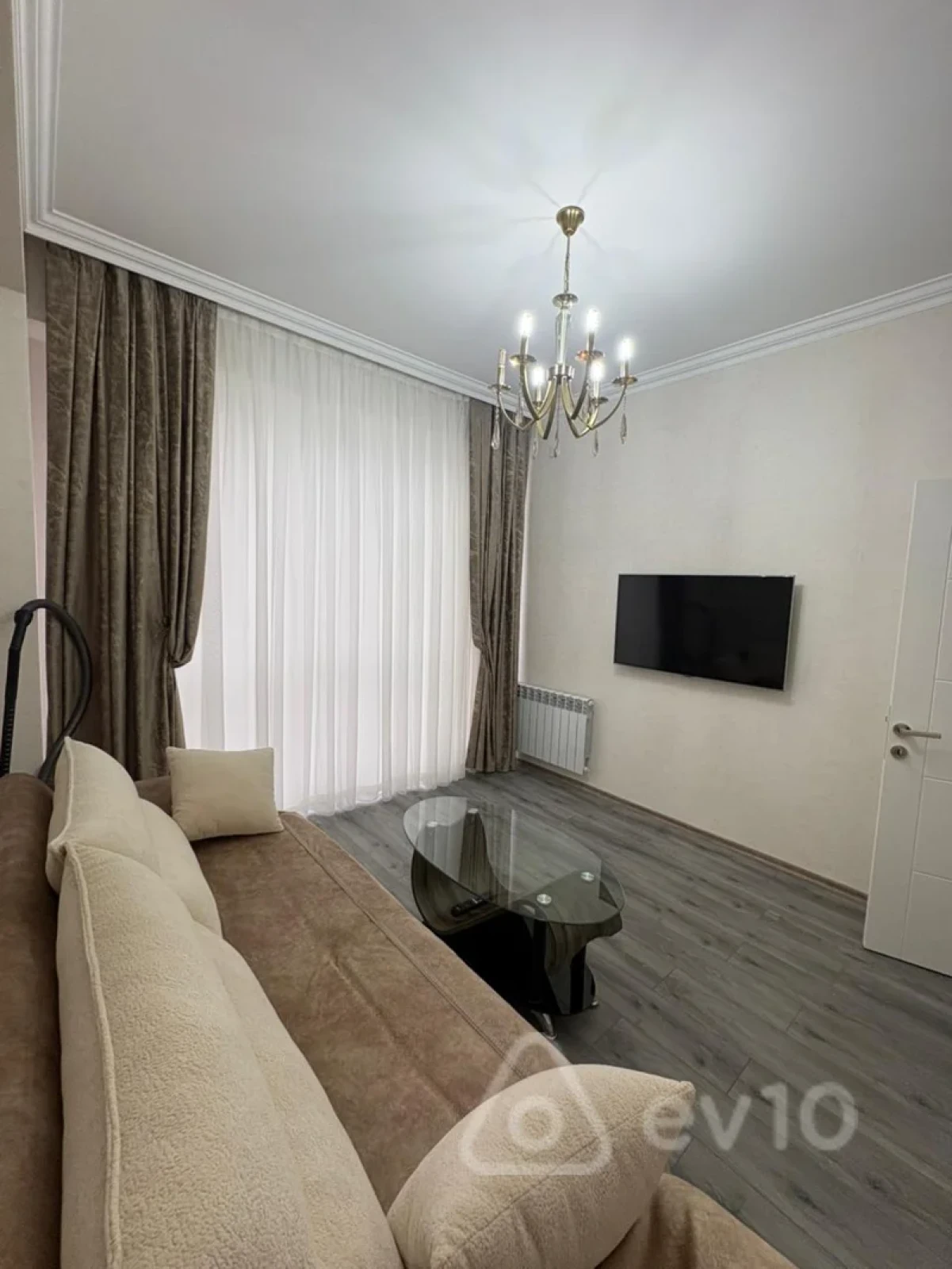 Kirayə verilir 2 otaqlı yeni tikili 62 m²