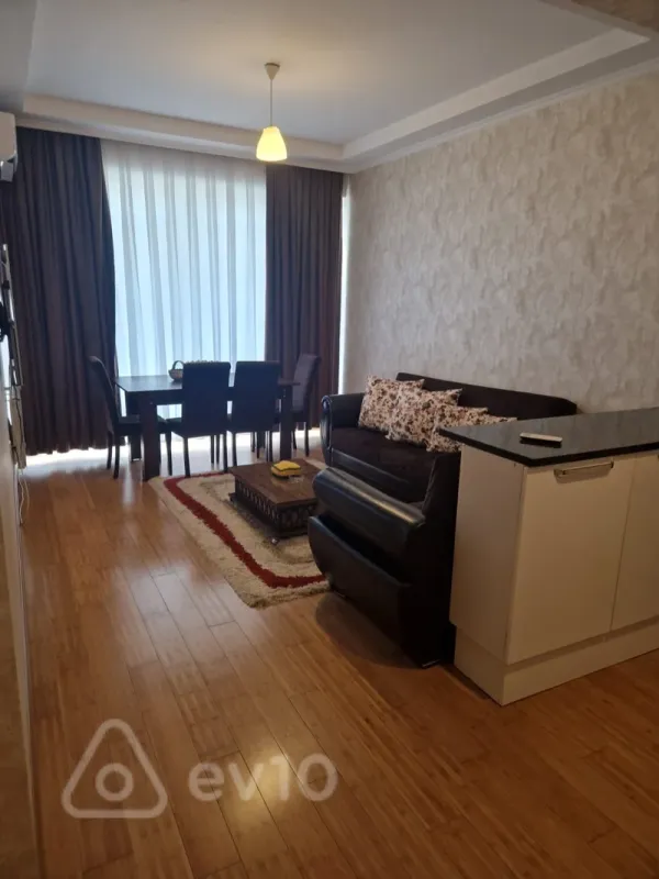 Kirayə verilir 3 otaqlı yeni tikili 80 m²