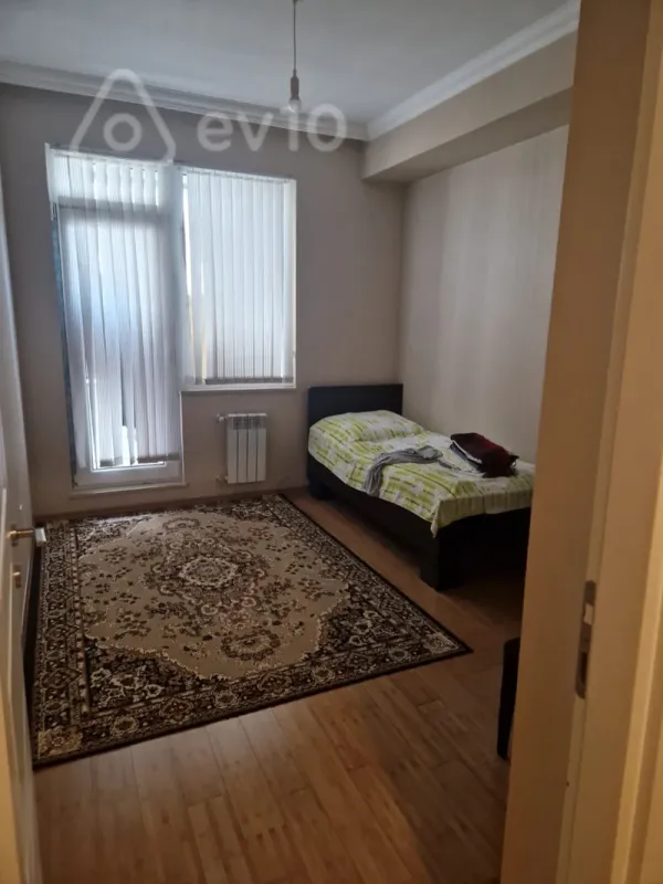 Kirayə verilir 3 otaqlı yeni tikili 80 m²