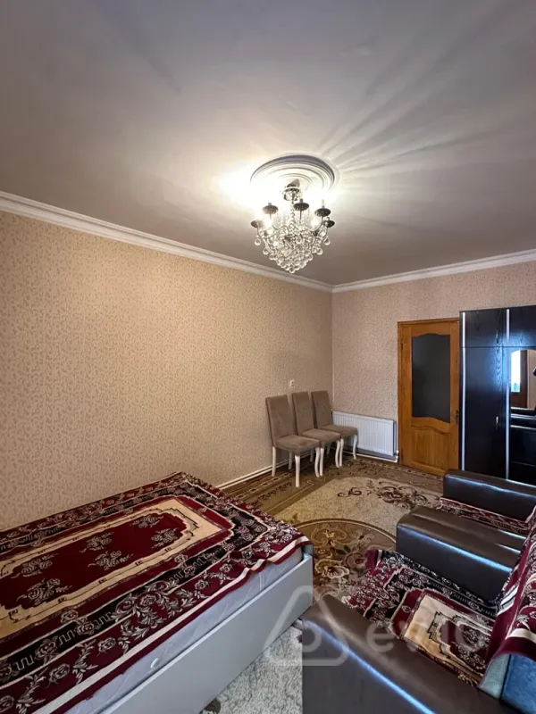 Kirayə verilir 1 otaqlı köhnə tikili 40 m²