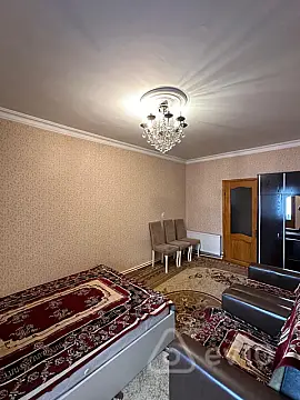 Kirayə verilir 1 otaqlı köhnə tikili 40 m²