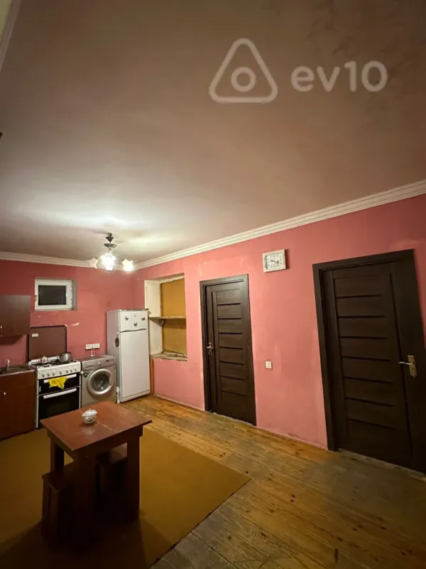 Kirayə verilir 2 otaqlı həyət evi 77 m²