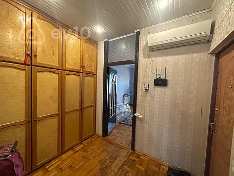 Satılır 2 otaqlı köhnə tikili 58 m²