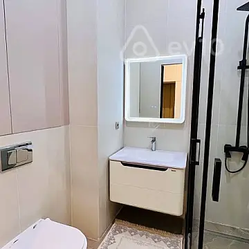 Kirayə verilir 2 otaqlı yeni tikili 65 m²