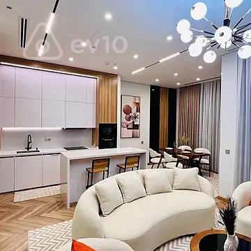 Kirayə verilir 2 otaqlı yeni tikili 65 m²