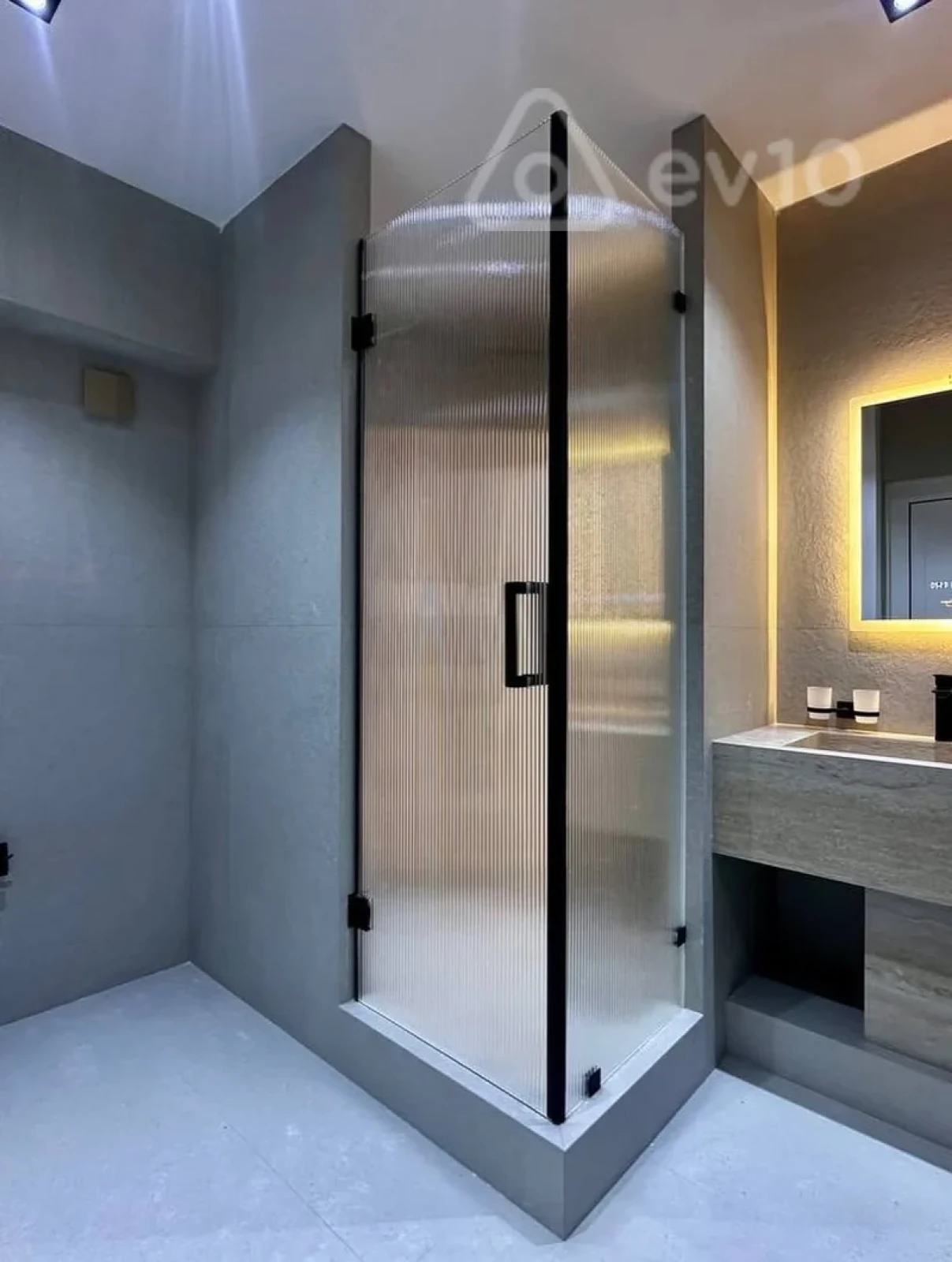 Kirayə verilir 3 otaqlı yeni tikili 95 m²