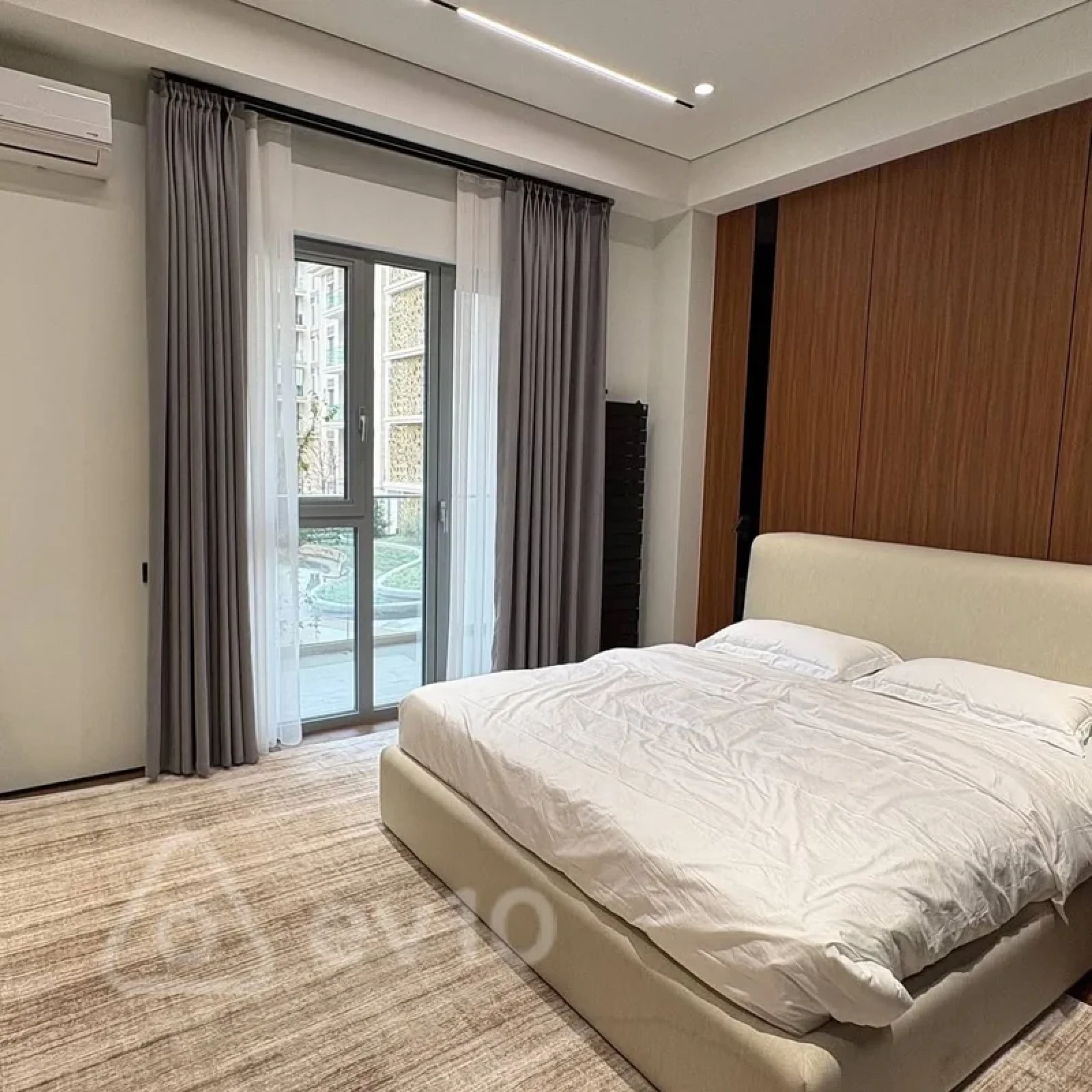 Kirayə verilir 2 otaqlı yeni tikili 70 m²