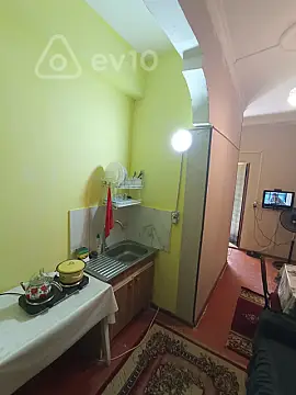 Satılır 1 otaqlı həyət evi 15 m²