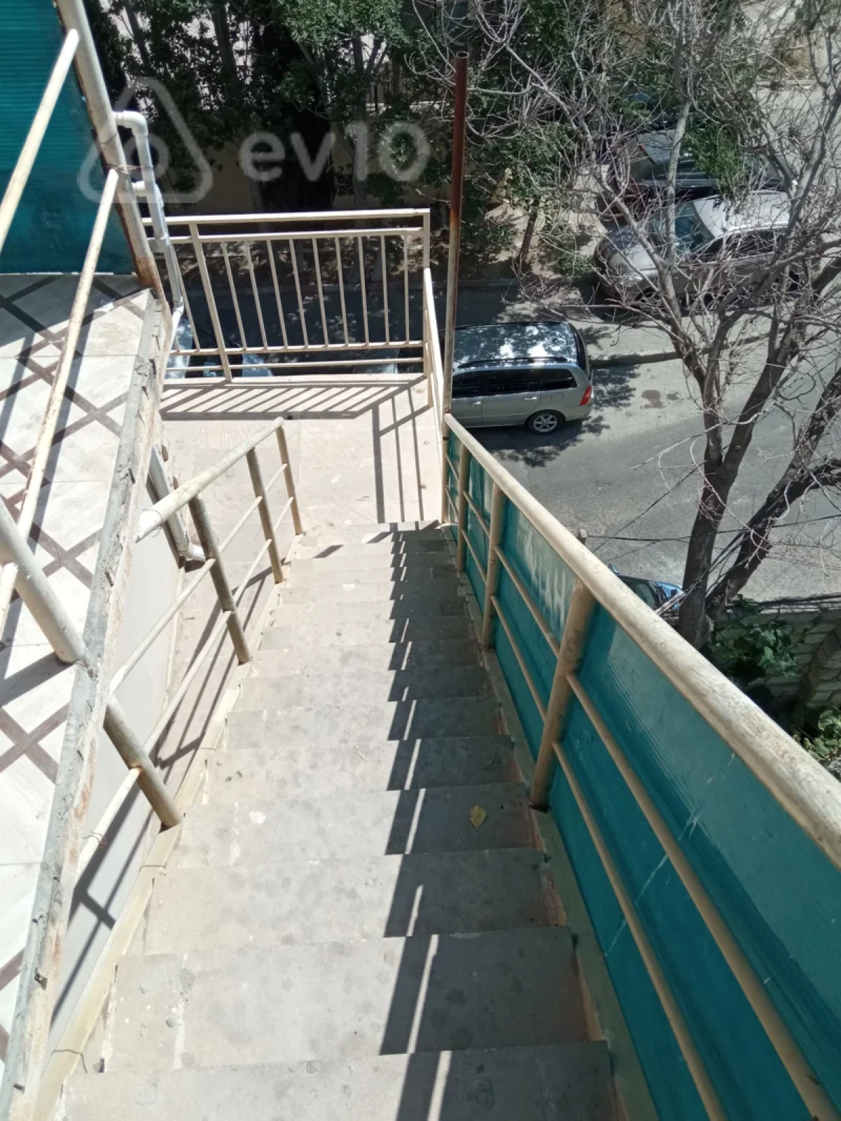 Satılır 1 otaqlı həyət evi 15 m²