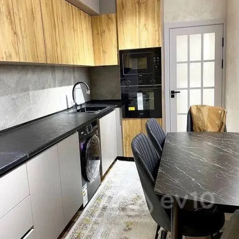Kirayə verilir 2 otaqlı yeni tikili 80 m²
