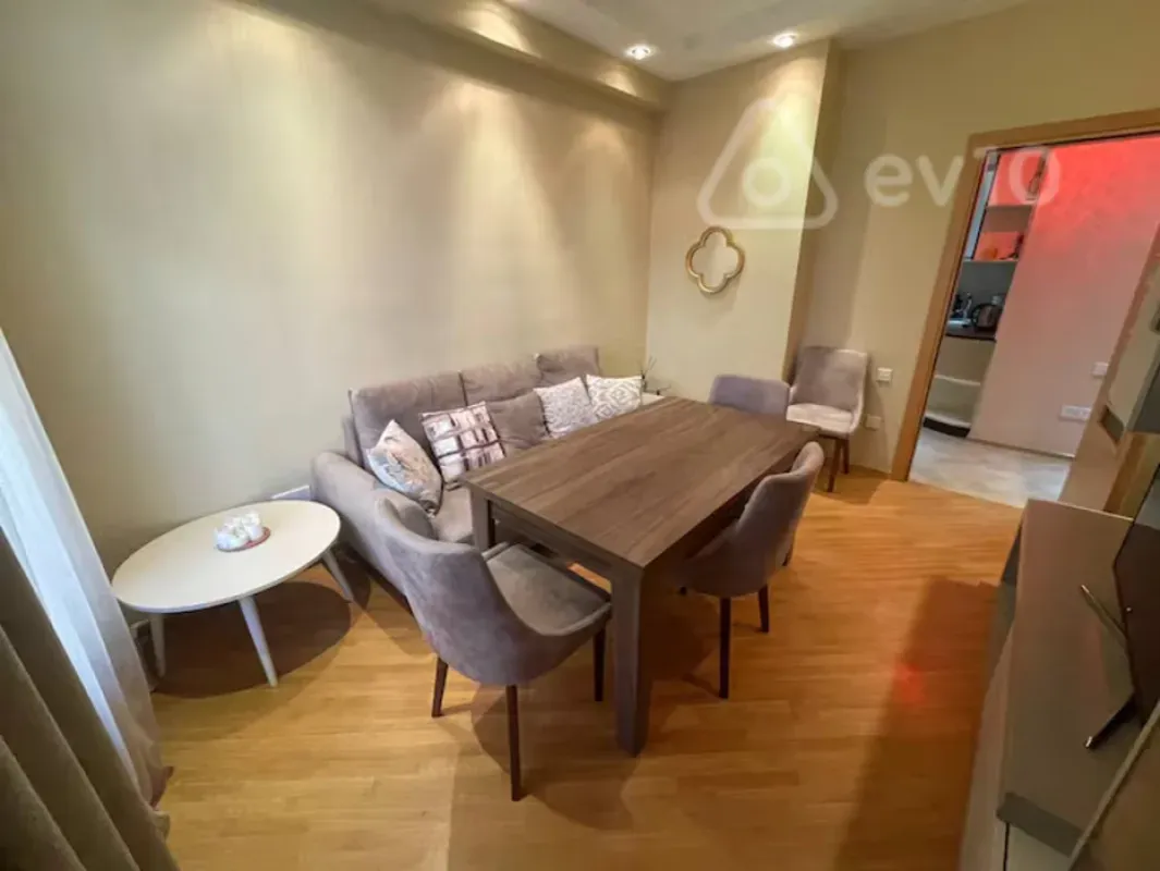 Kirayə verilir 3 otaqlı yeni tikili 75 m²