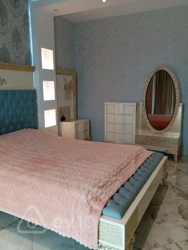 Kirayə verilir 3 otaqlı yeni tikili 120 m²