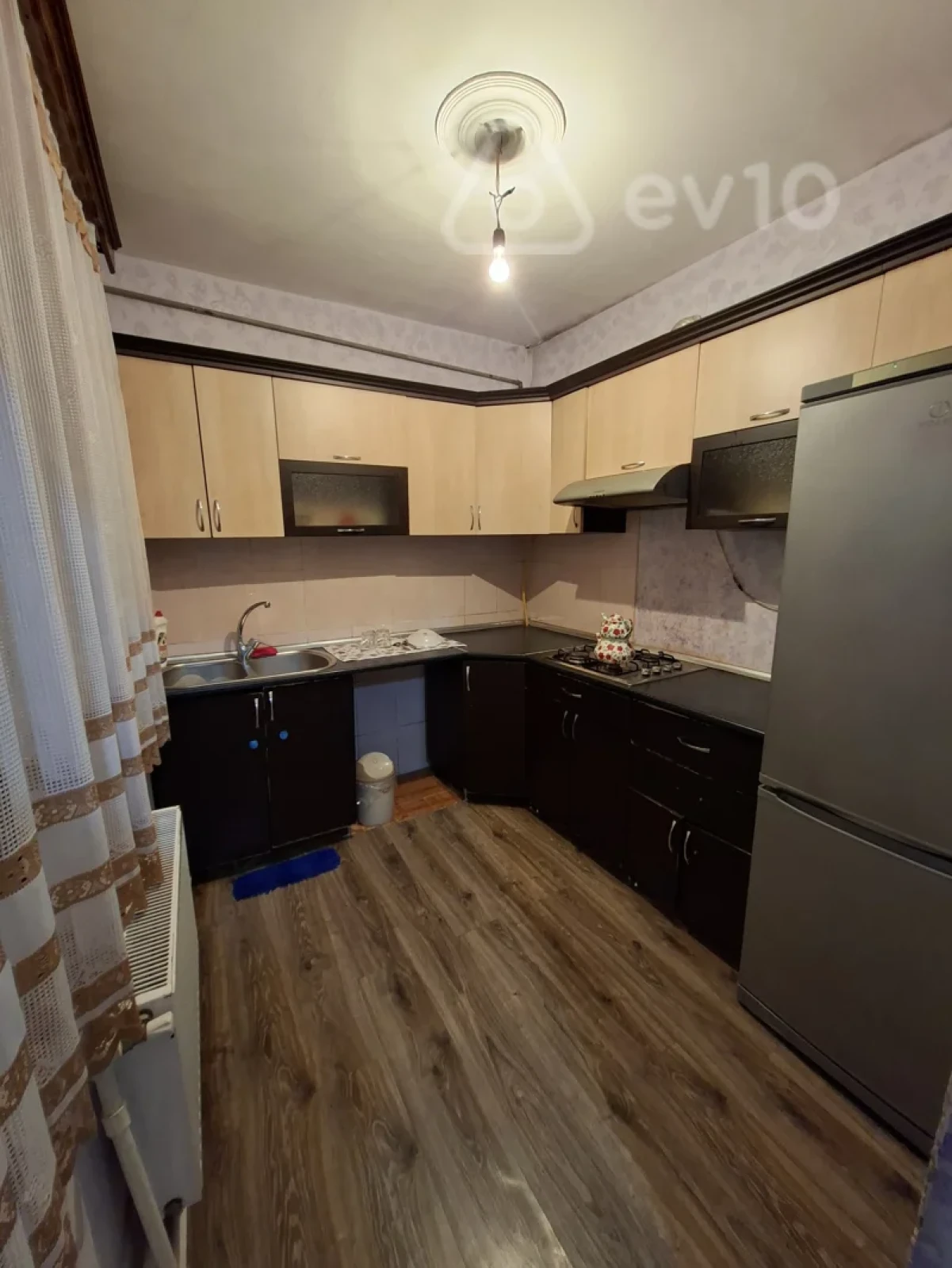 Kirayə verilir 2 otaqlı həyət evi 60 m²