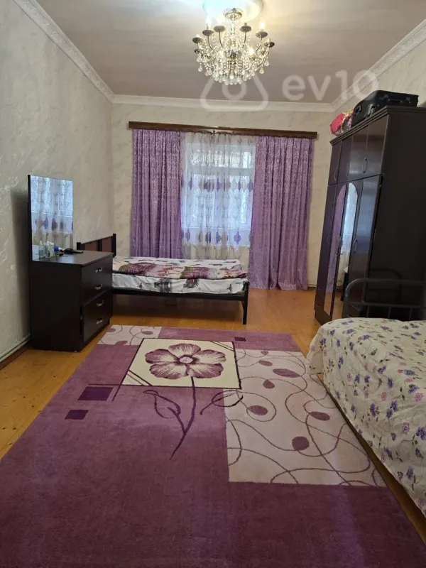 Kirayə verilir 2 otaqlı həyət evi 60 m²