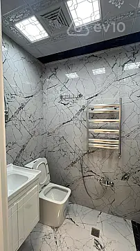 Kirayə verilir 2 otaqlı yeni tikili 67 m²