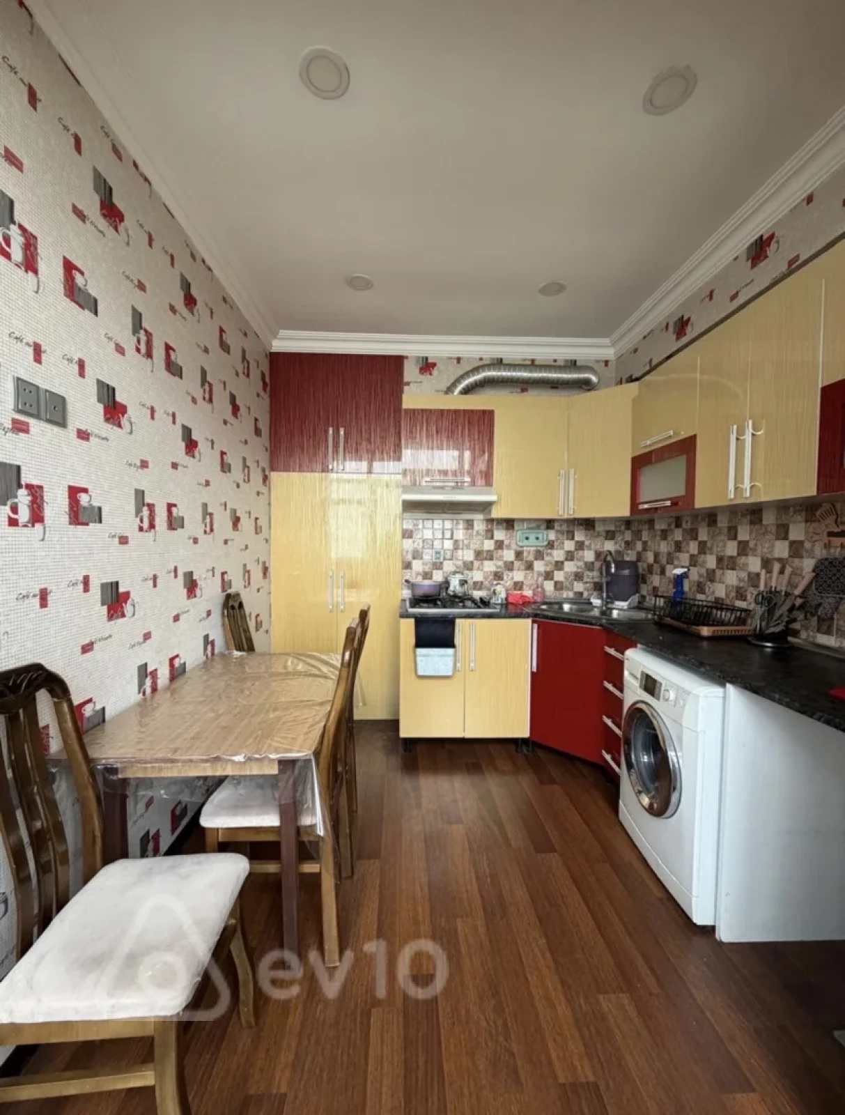 Kirayə verilir 3 otaqlı yeni tikili 72 m²