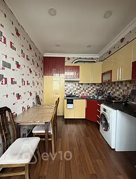 Kirayə verilir 3 otaqlı yeni tikili 72 m²