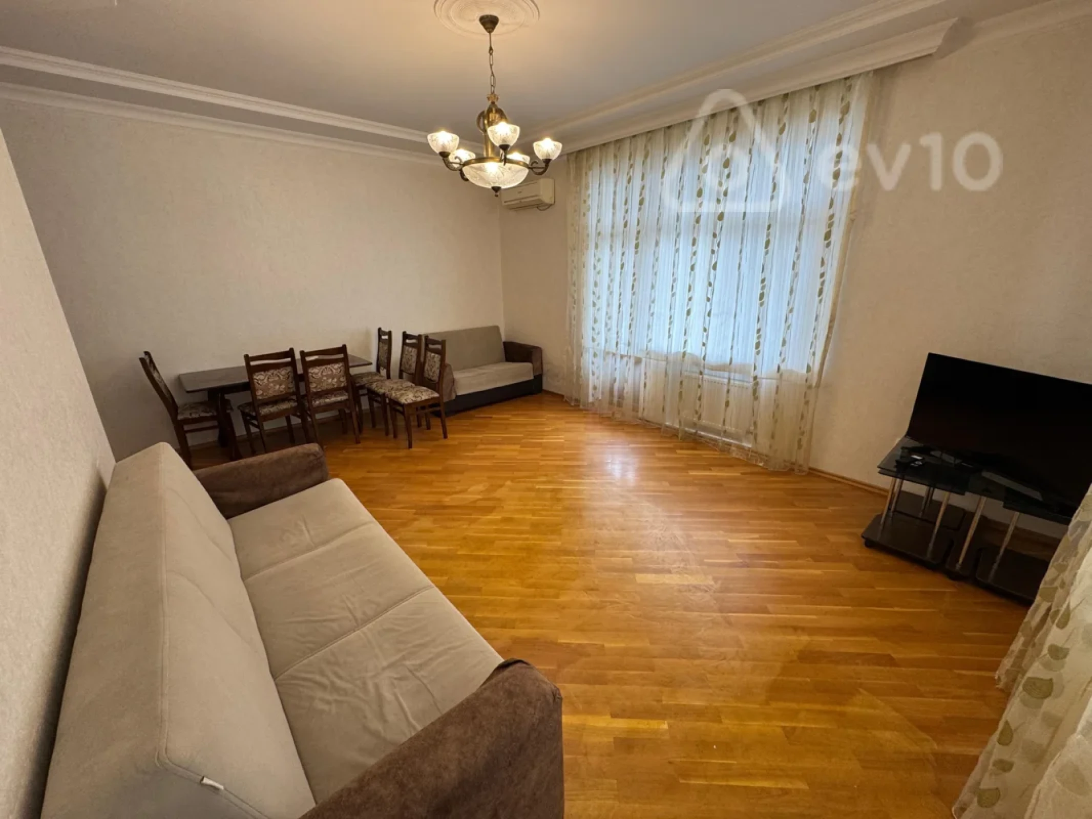 Kirayə verilir 3 otaqlı yeni tikili 120 m²