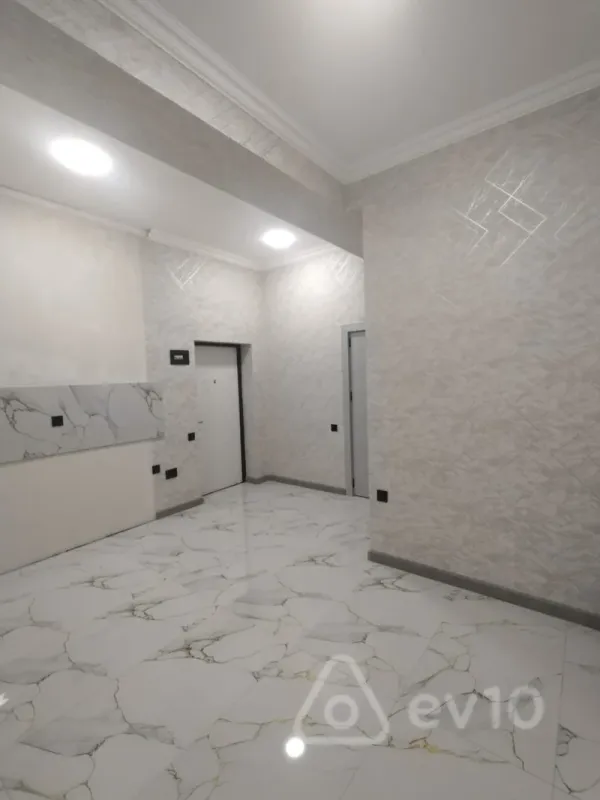 Satılır 2 otaqlı yeni tikili 53 m²