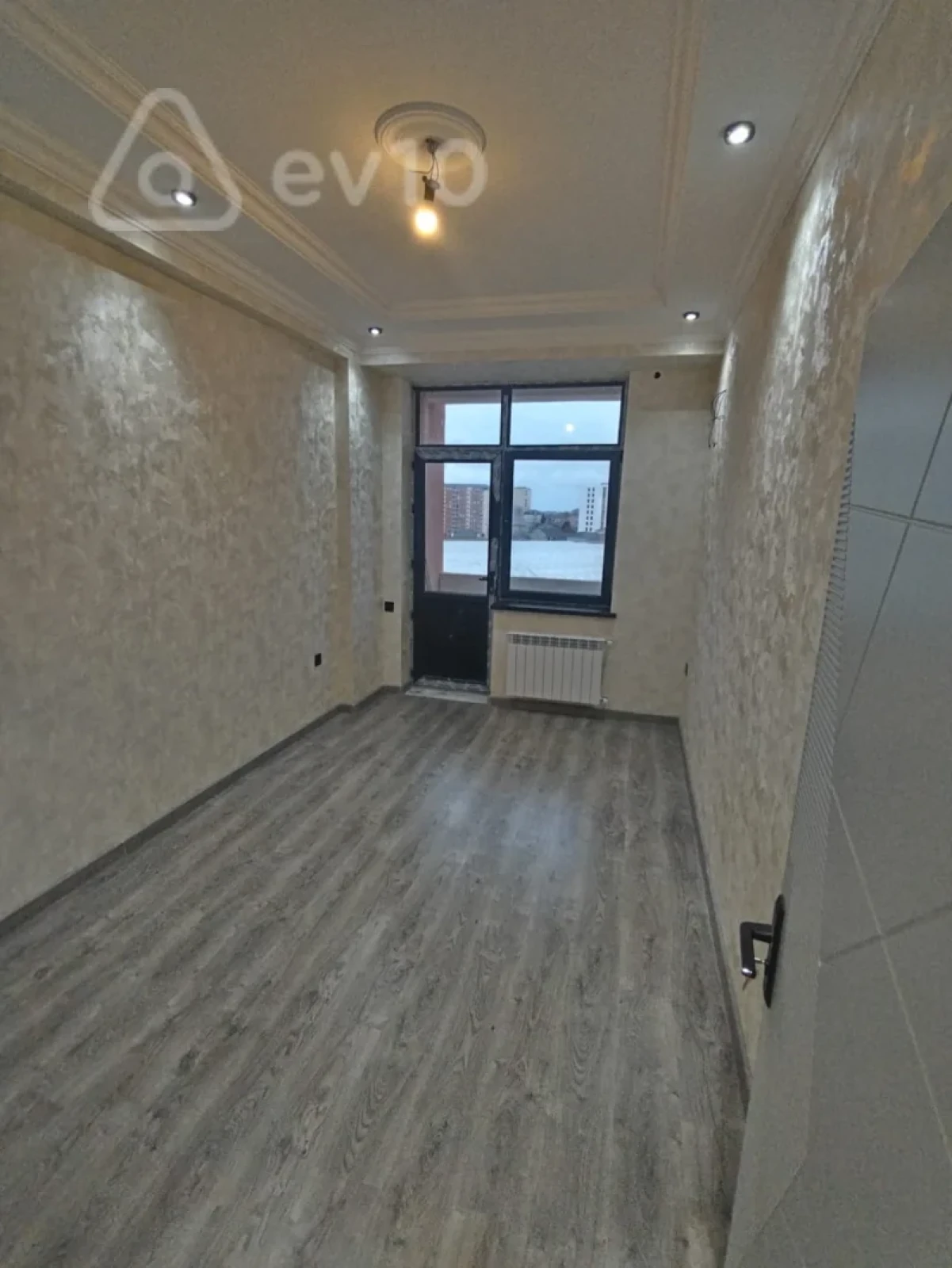 Satılır 2 otaqlı yeni tikili 53 m²