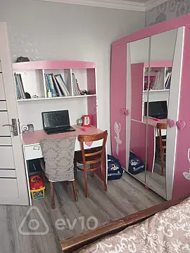 Kirayə verilir 3 otaqlı köhnə tikili 70 m²