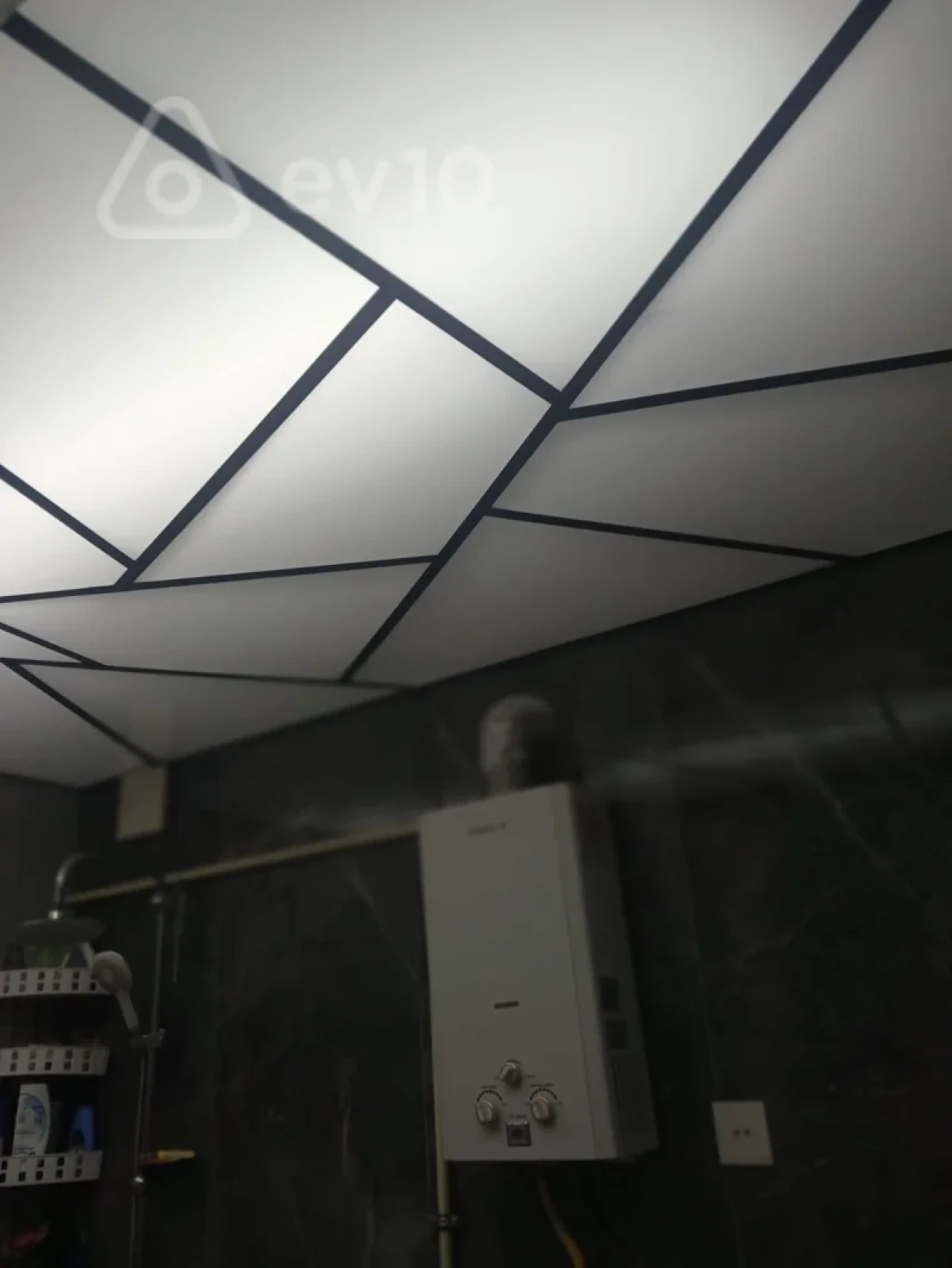 Kirayə verilir 3 otaqlı köhnə tikili 70 m²