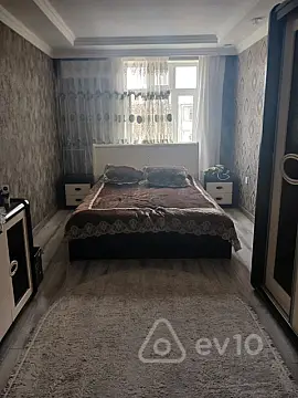 Kirayə verilir 3 otaqlı köhnə tikili 70 m²