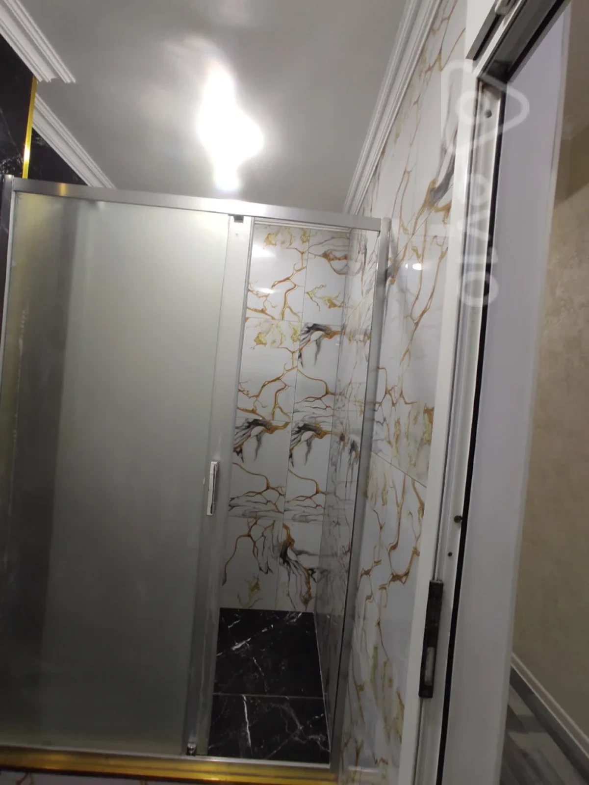 Satılır 2 otaqlı yeni tikili 65 m²