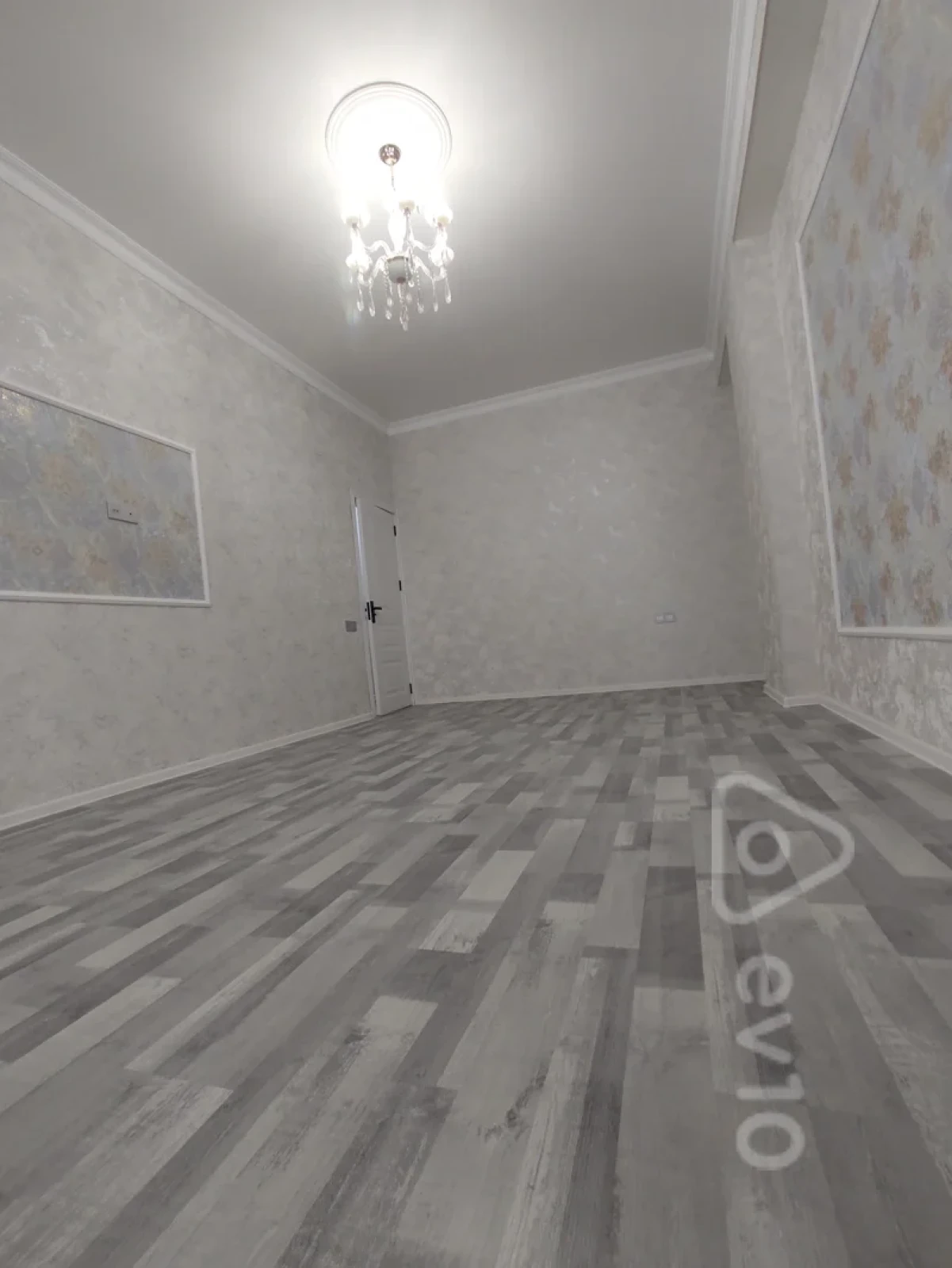 Satılır 2 otaqlı yeni tikili 65 m²