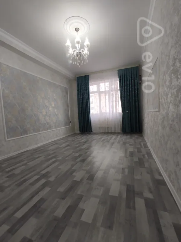 Satılır 2 otaqlı yeni tikili 65 m²
