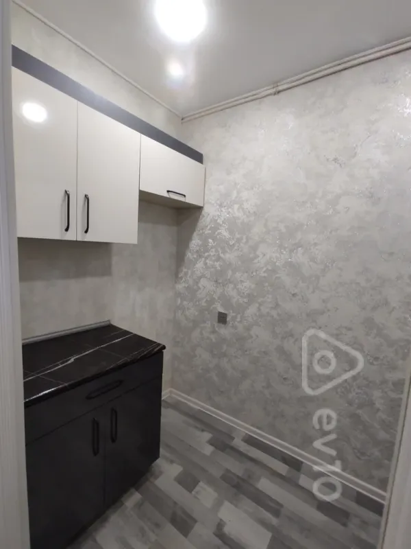 Satılır 2 otaqlı yeni tikili 65 m²