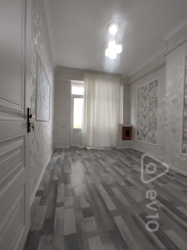 Satılır 2 otaqlı yeni tikili 65 m²