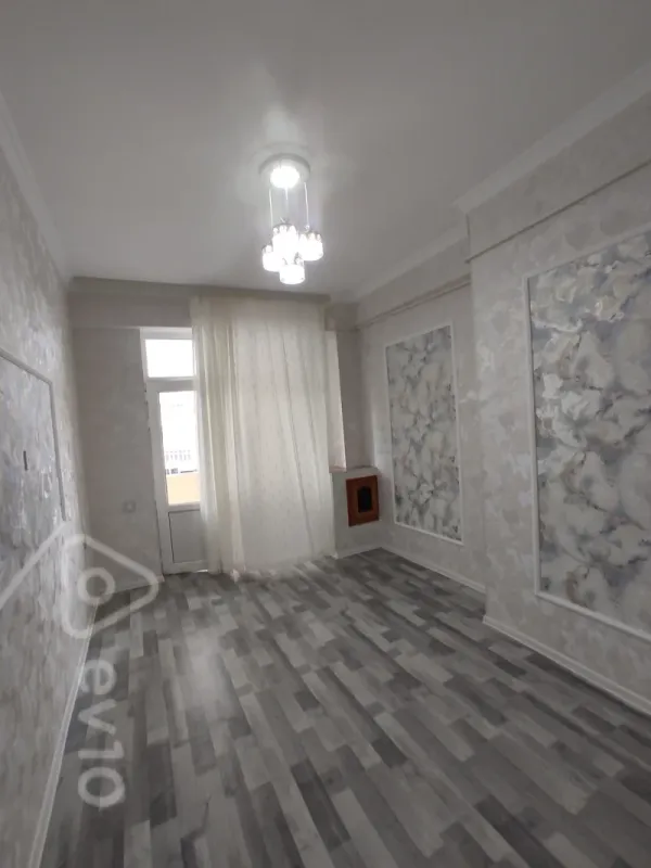 Satılır 2 otaqlı yeni tikili 65 m²