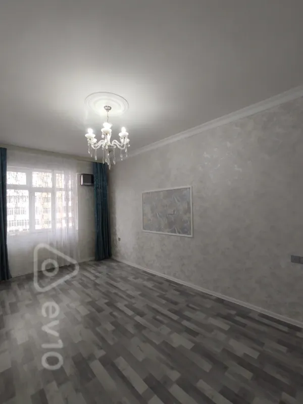 Satılır 2 otaqlı yeni tikili 65 m²