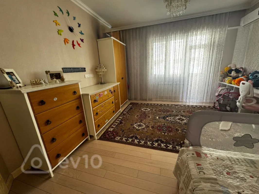 Satılır 5 otaqlı yeni tikili 220 m²